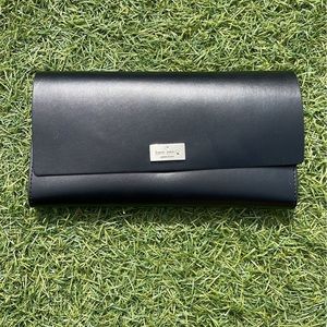 Black Kate Spade wallet